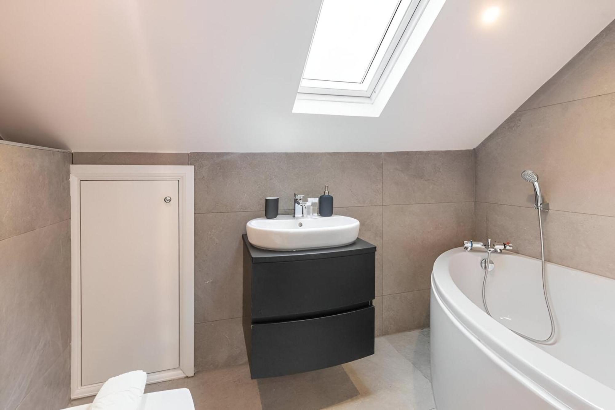Appartement Earthy Elegance Stylish 4br For Urban Escapes Londres